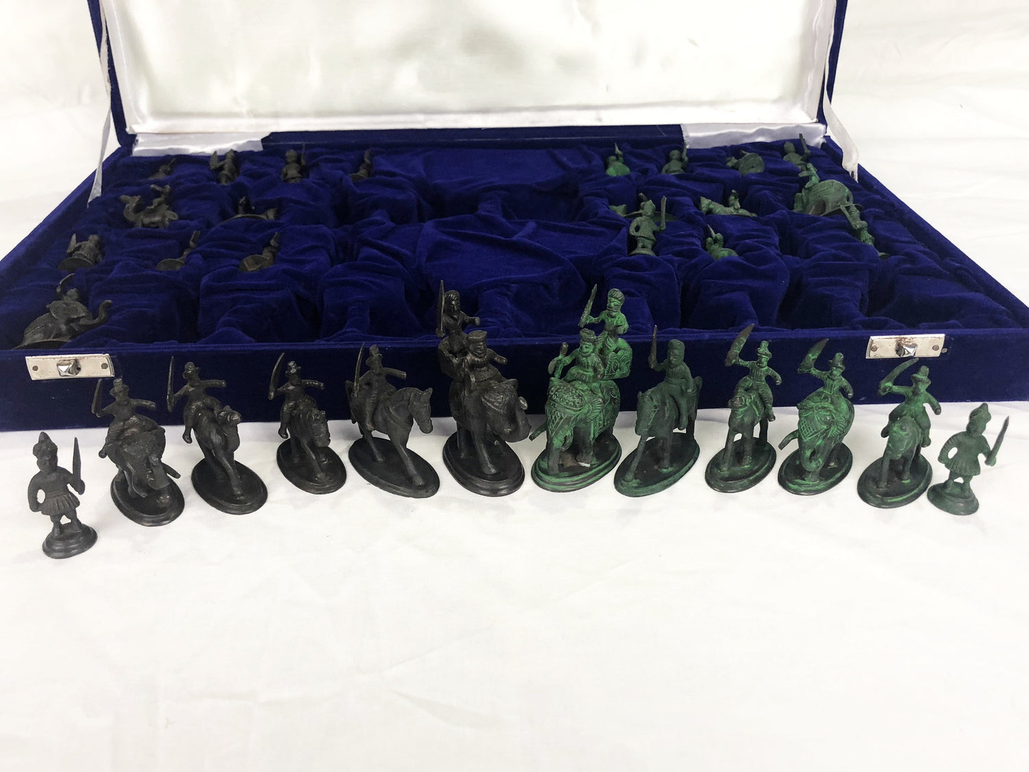 Brass Maharaja Army Chess Pieces