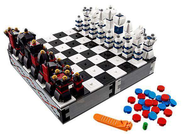 Build Your Own Lego Chess and Checkers Set