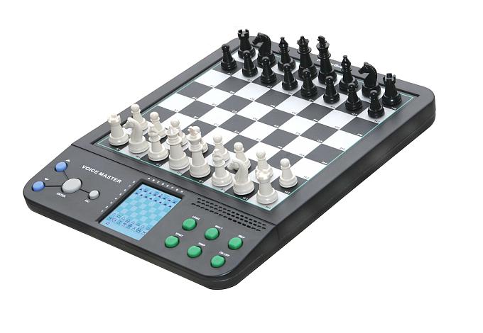 Talking Electronic Chess set (German and English)